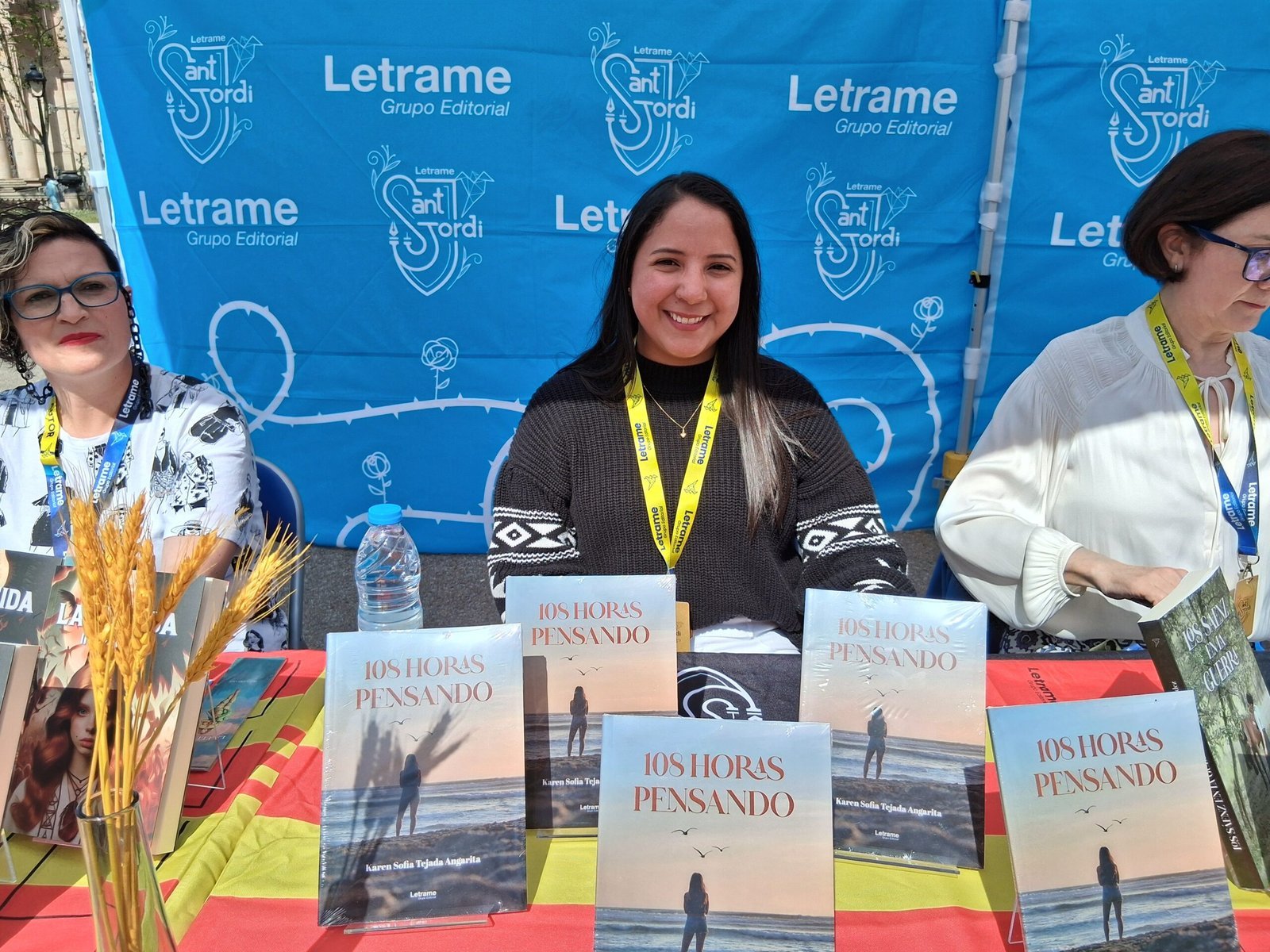 La Dra. Karen Sofía Tejada Angarita presentó 108 horas pensando en Sant Jordi 2025 de la mano de Editorial Letrame
